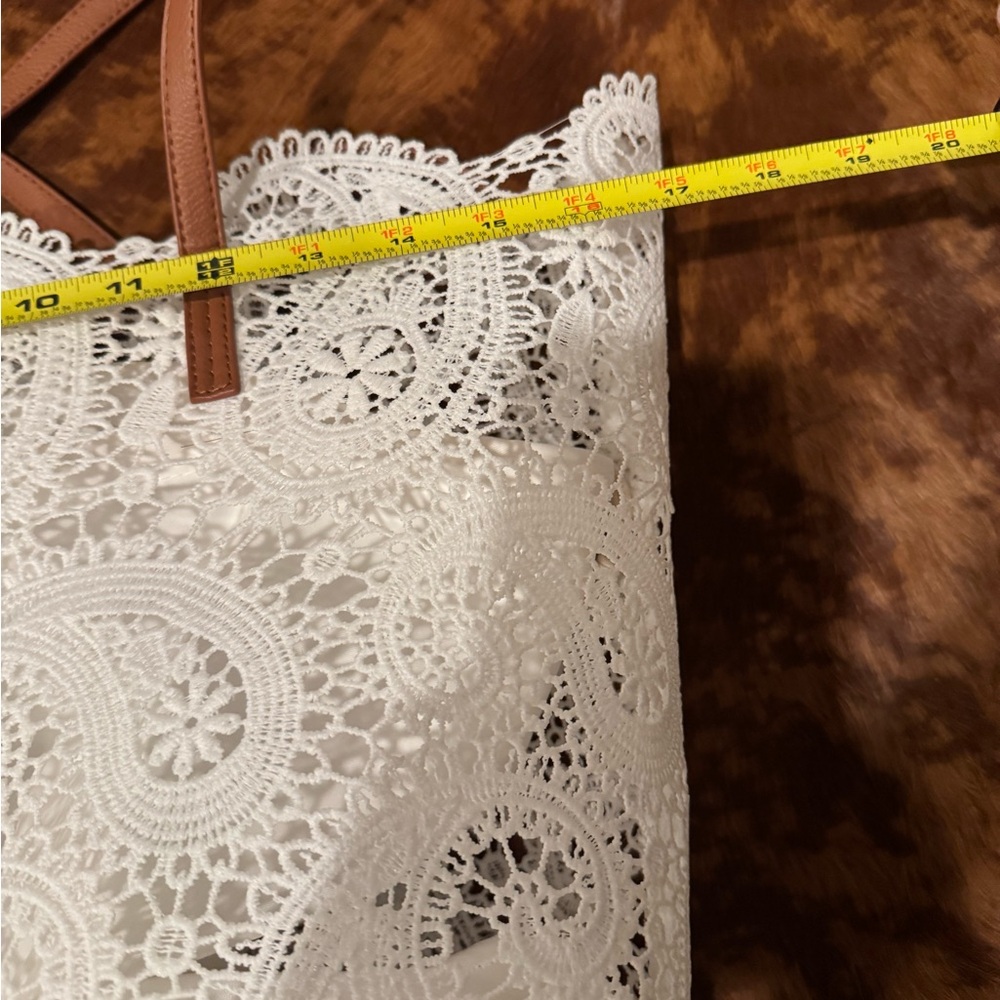 White Lace Tote Bag - Picture 6 of 6